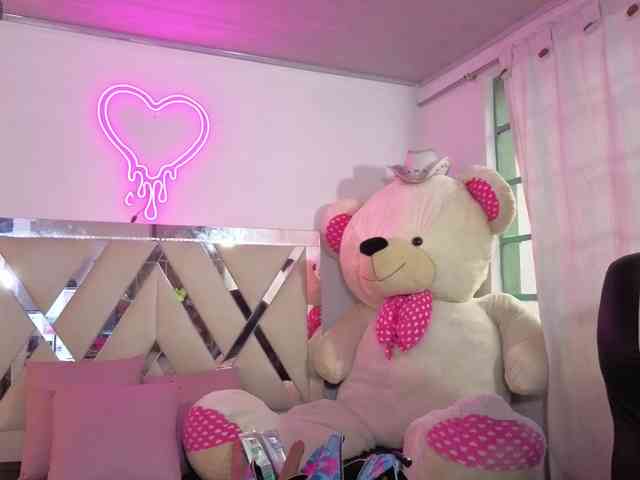 MILAH-TAY webcam