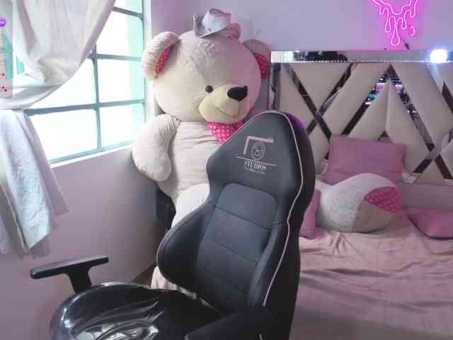 MILAH-TAY webcam