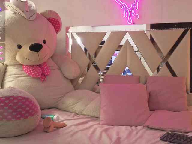 MILAH-TAY webcam