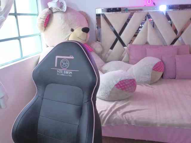 MILAH-TAY webcam