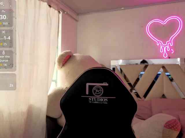 MILAH-TAY webcam
