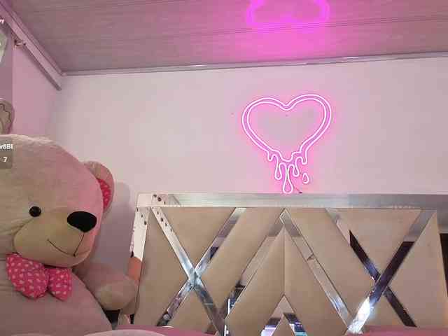 MILAH-TAY webcam