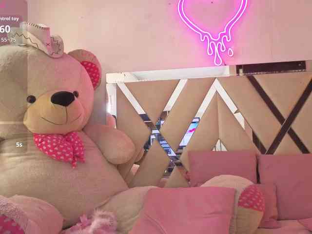MILAH-TAY webcam