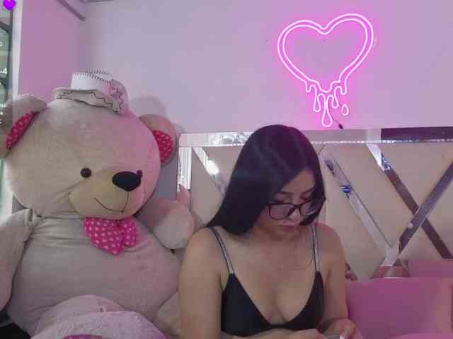 MILAH-TAY webcam