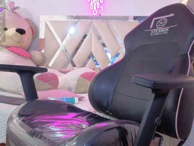 MILAH-TAY webcam