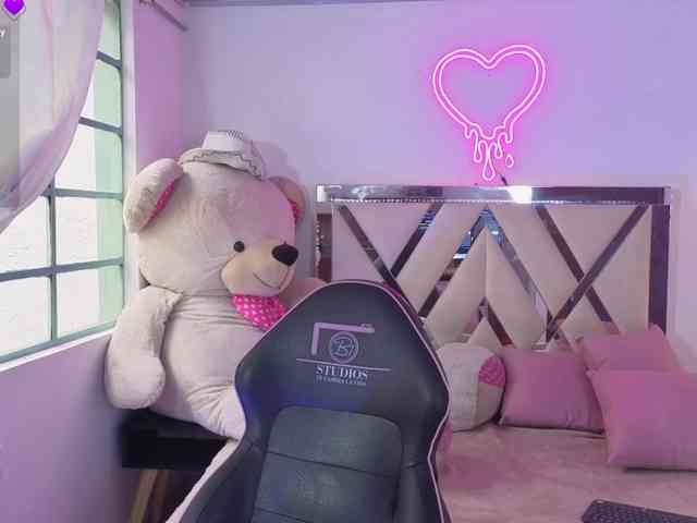 MILAH-TAY webcam