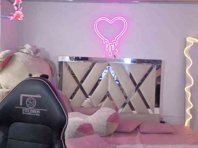MILAH-TAY webcam