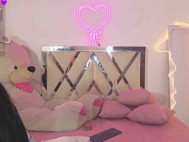 MILAH-TAY webcam
