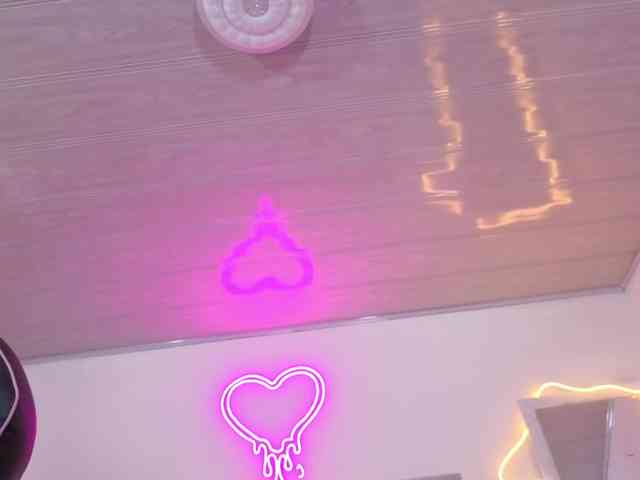 MILAH-TAY webcam