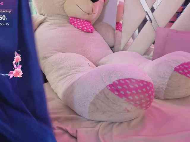 MILAH-TAY Live Webcam on BongaCams