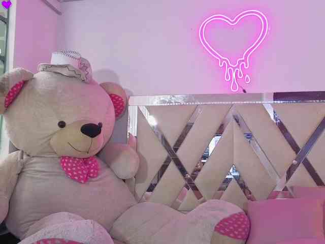 MILAH-TAY webcam