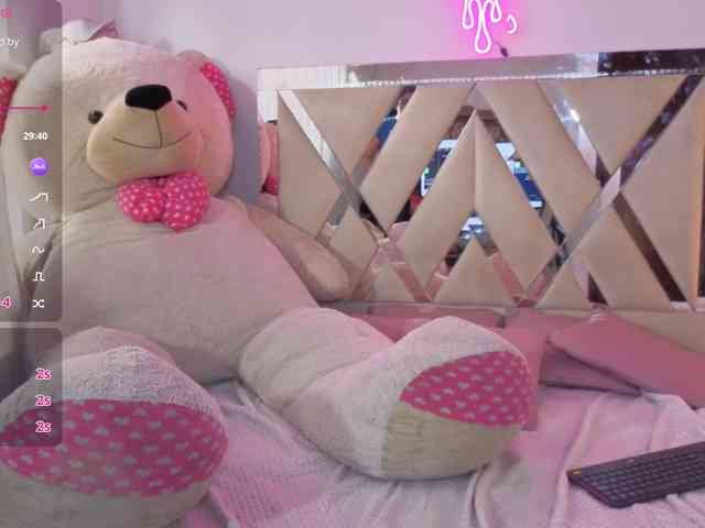 MILAH-TAY webcam