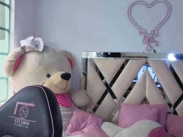 MILAH-TAY webcam