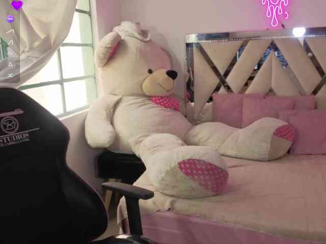 MILAH-TAY webcam