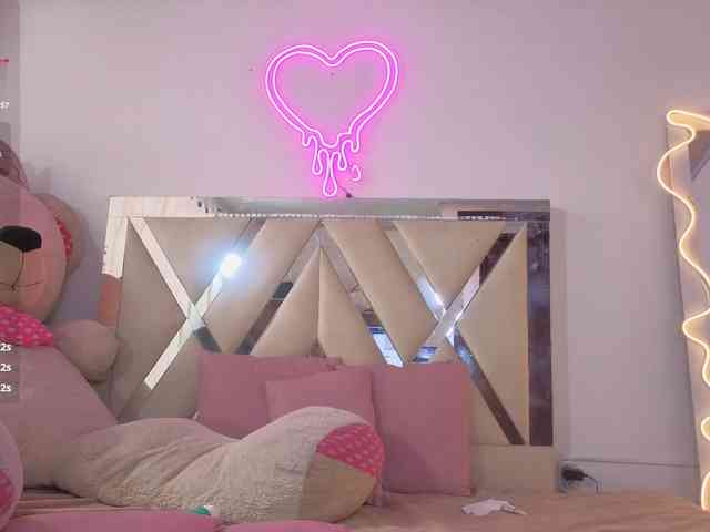 MILAH-TAY webcam
