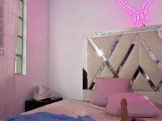 MILAH-TAY webcam