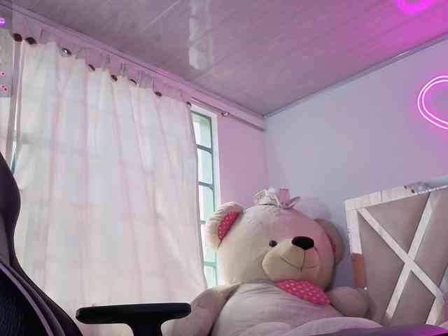 MILAH-TAY webcam