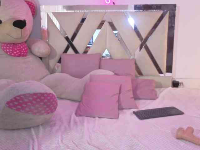 MILAH-TAY webcam