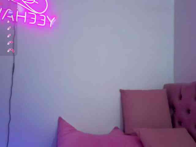 MILAH-TAY webcam