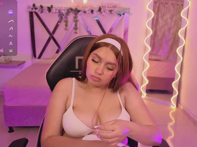SABRINA-TAY live cam on BongaCams