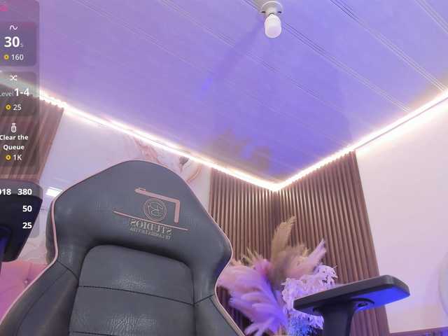 SABRINA-TAY live cam on BongaCams