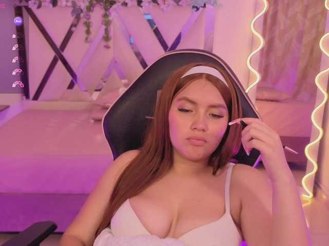 SABRINA-TAY live cam on BongaCams