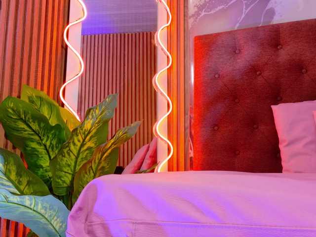 SABRINA-TAY live cam on BongaCams