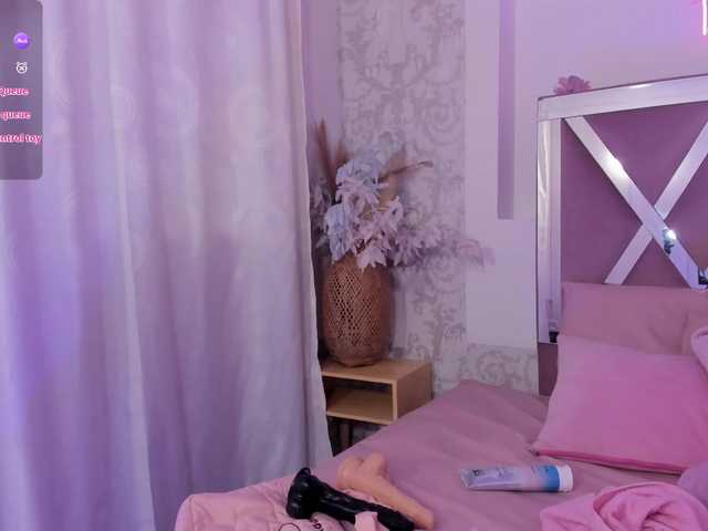 SABRINA-TAY's BongaCams show and profile