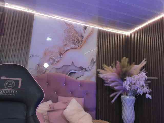 SABRINA-TAY Live Webcam on BongaCams