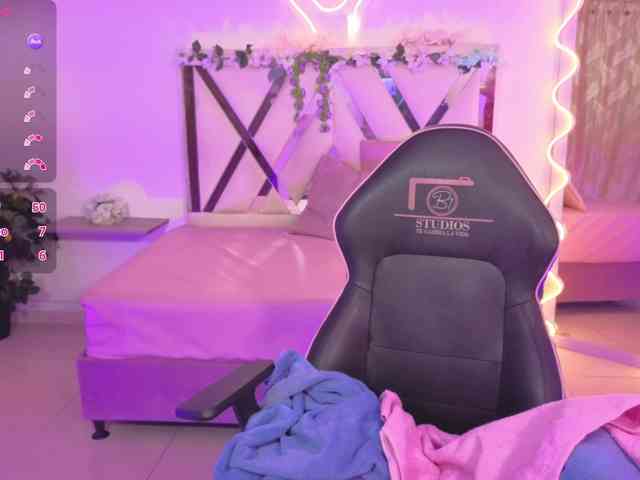 SABRINA-TAY webcam