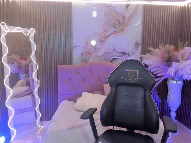 SABRINA-TAY webcam