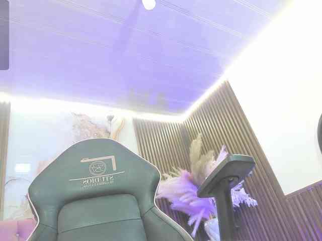 SABRINA-TAY webcam