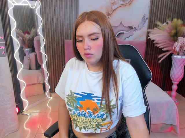 SABRINA-TAY webcam