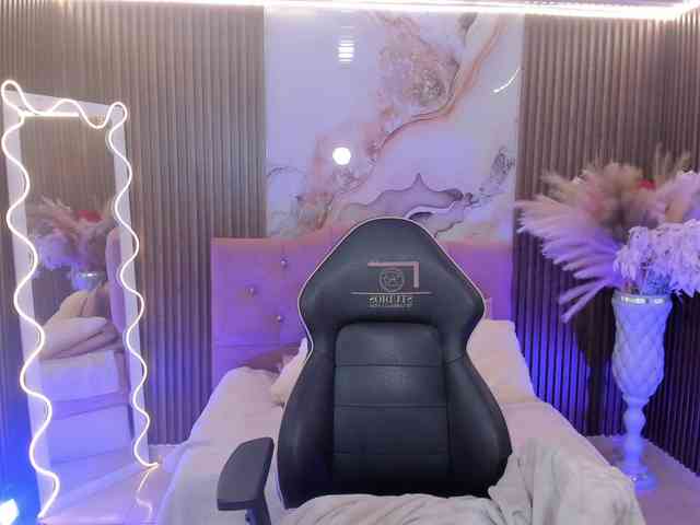 SABRINA-TAY webcam