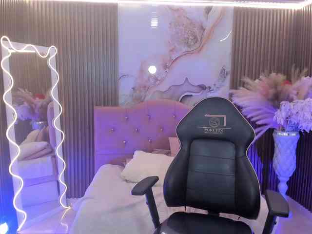 SABRINA-TAY webcam
