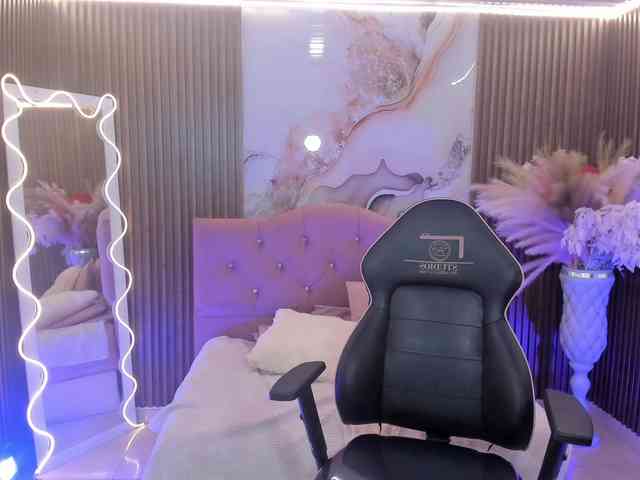 SABRINA-TAY webcam