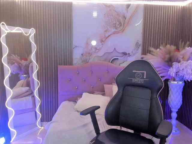 SABRINA-TAY webcam