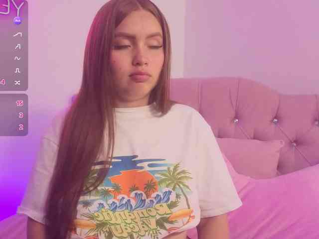 SABRINA-TAY webcam