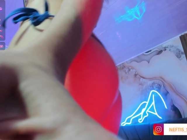 NEFTIS-TAY live cam on BongaCams