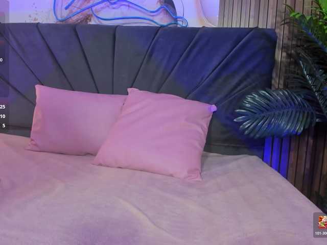 NEFTIS-TAY live cam on BongaCams