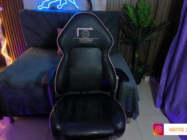NEFTIS-TAY live cam on BongaCams