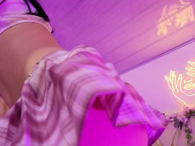 NEFTIS-TAY's BongaCams show and profile