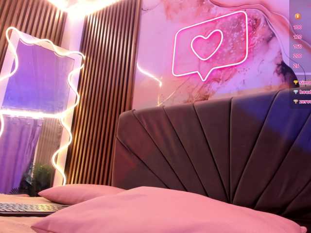 NEFTIS-TAY live cam on BongaCams