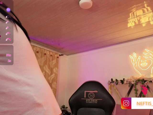 NEFTIS-TAY Live Cam on BongaCams