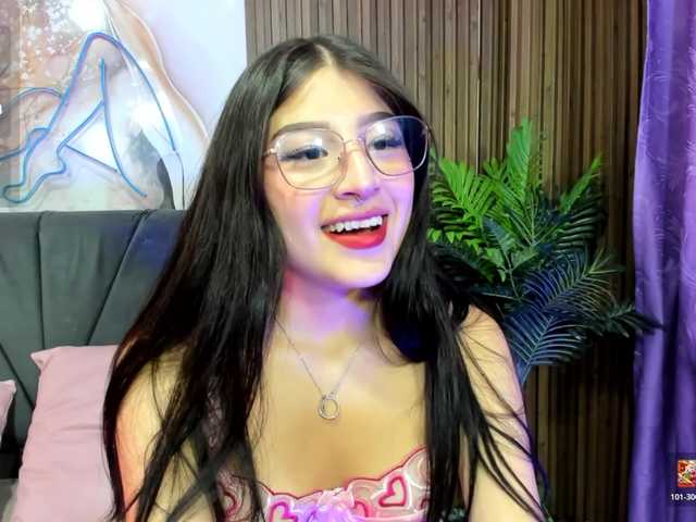 NEFTIS-TAY live cam on BongaCams