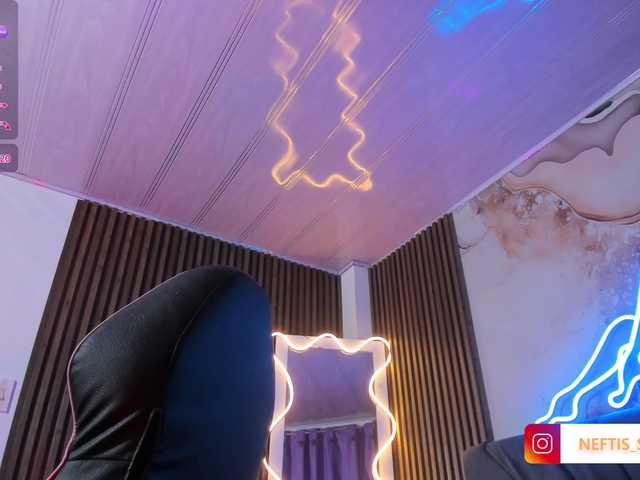 NEFTIS-TAY live cam on BongaCams