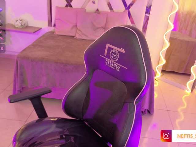 NEFTIS-TAY live cam on BongaCams