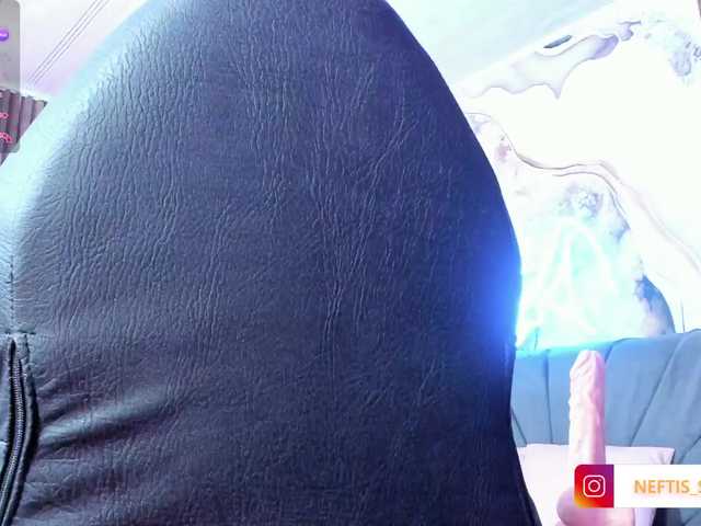 NEFTIS-TAY live cam on BongaCams