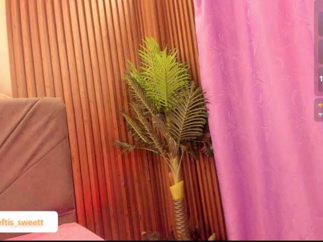 NEFTIS-TAY live cam on BongaCams