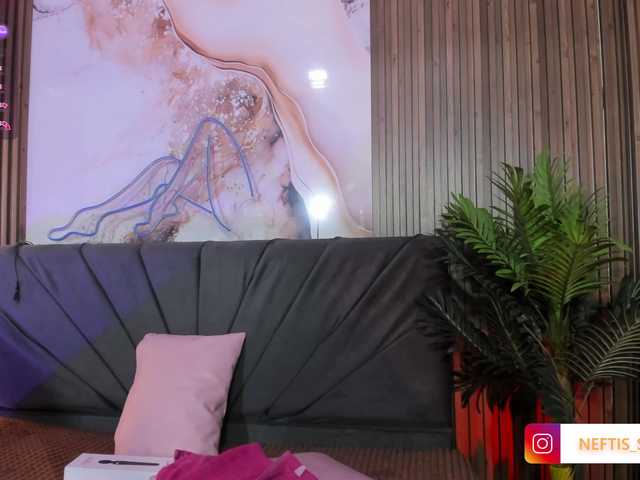 NEFTIS-TAY live cam on BongaCams